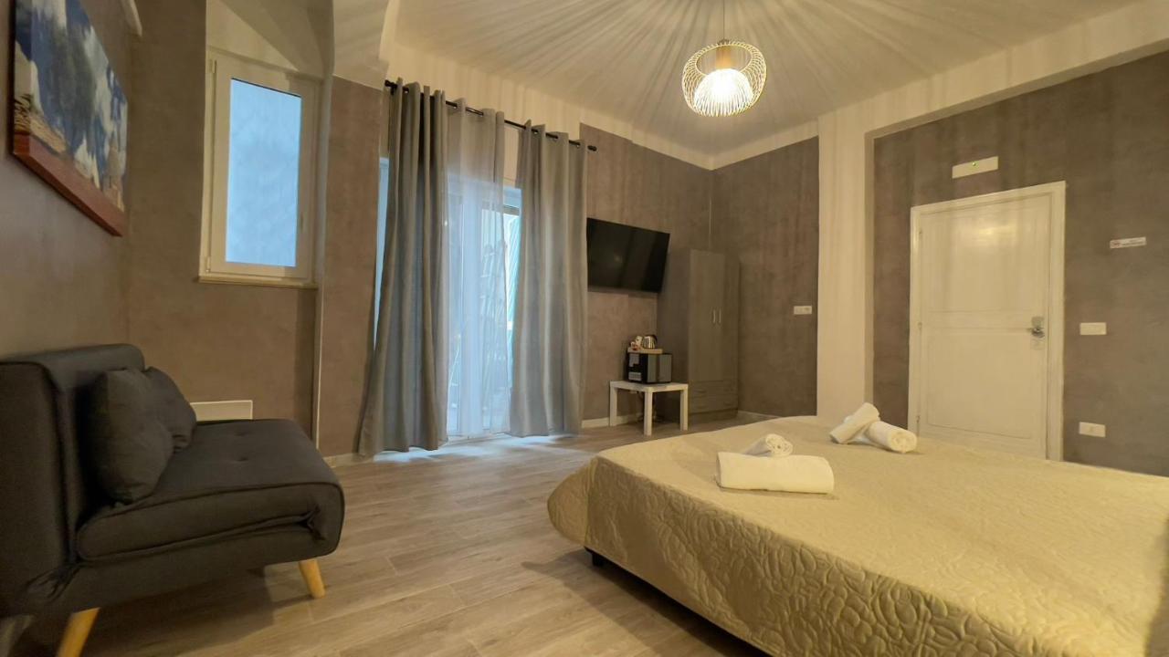 Cconforthotels R&B Gary House Bari Ngoại thất bức ảnh
