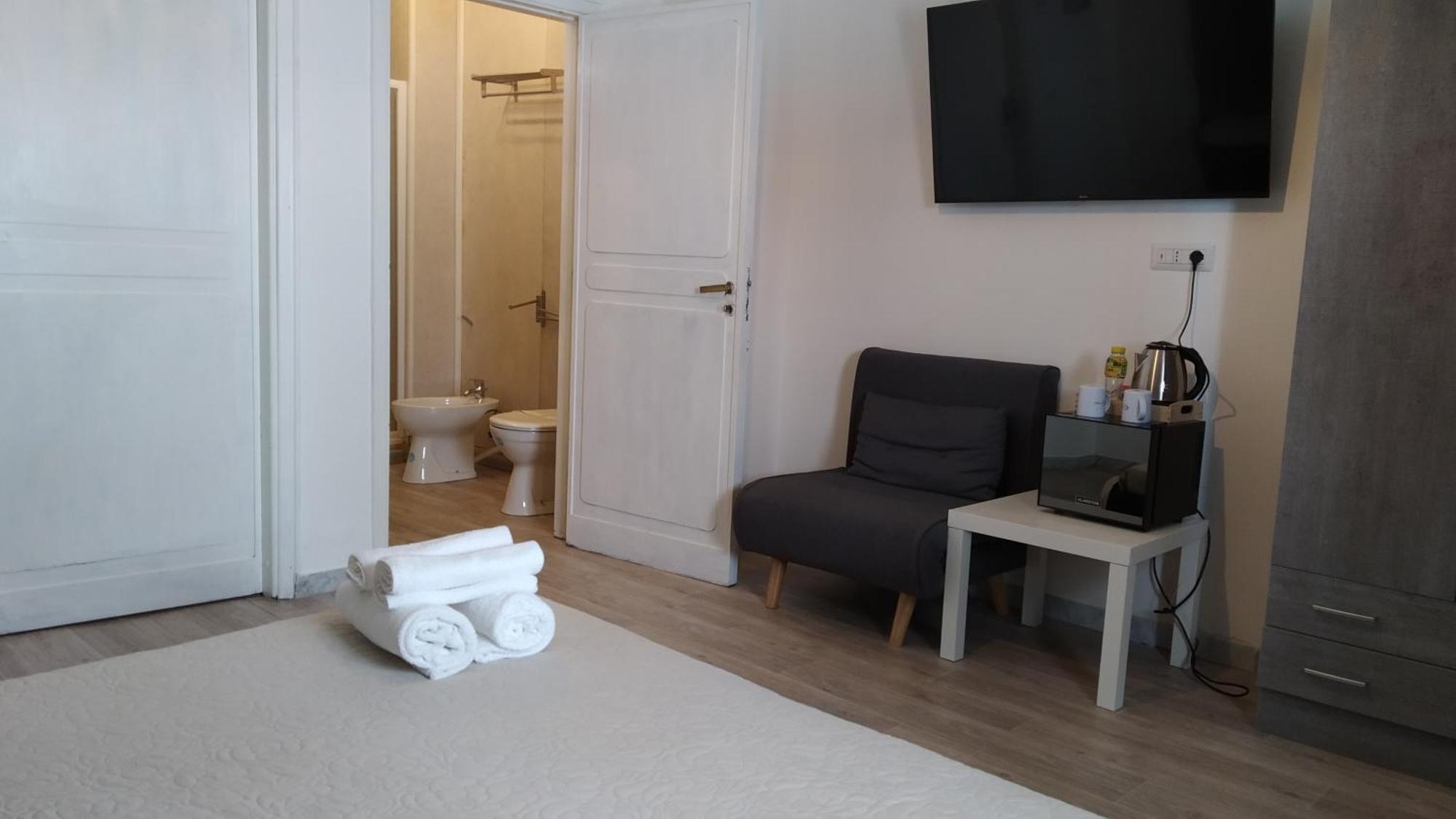 Cconforthotels R&B Gary House Bari Ngoại thất bức ảnh